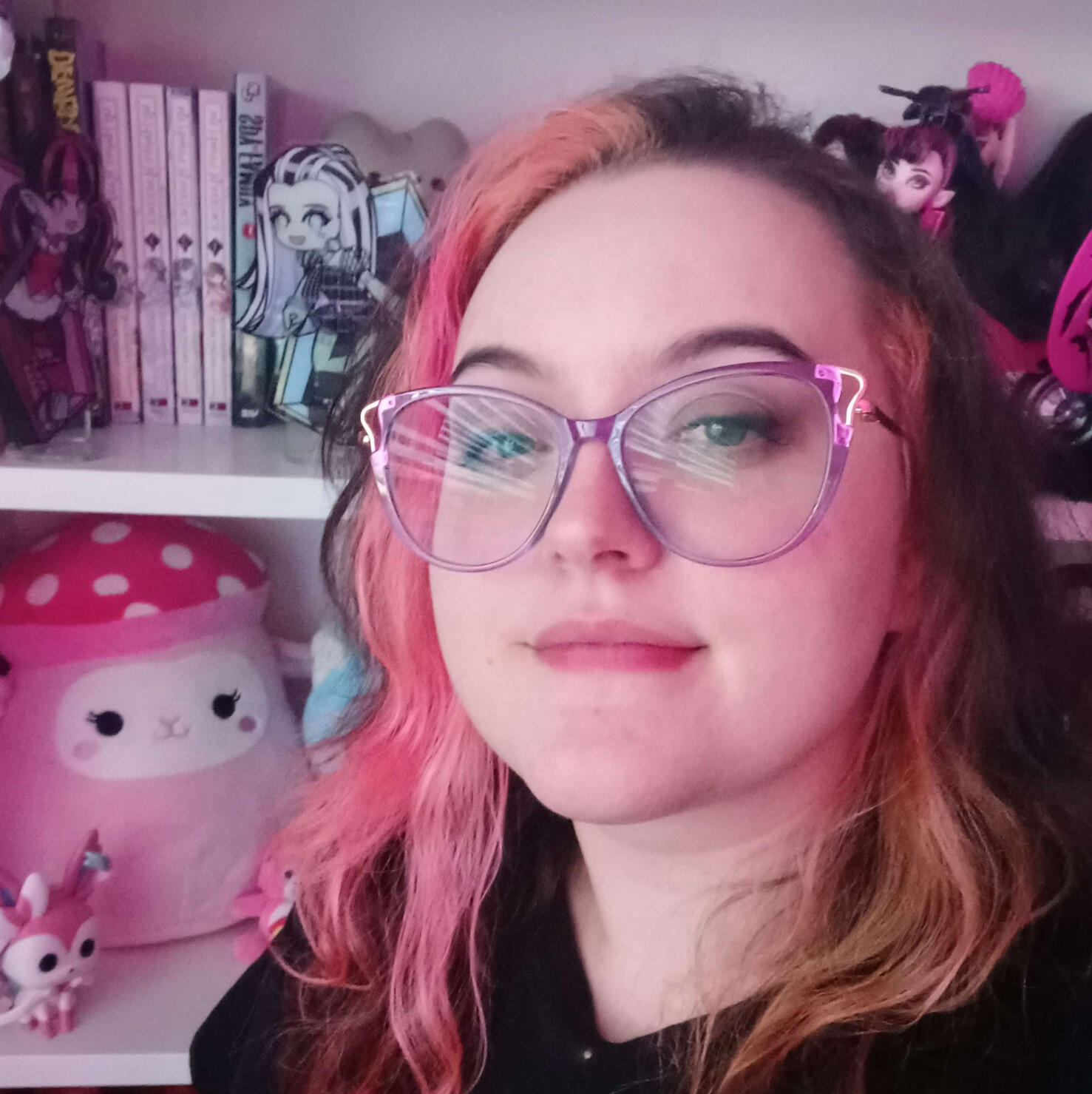 A picture of the artist tzorith